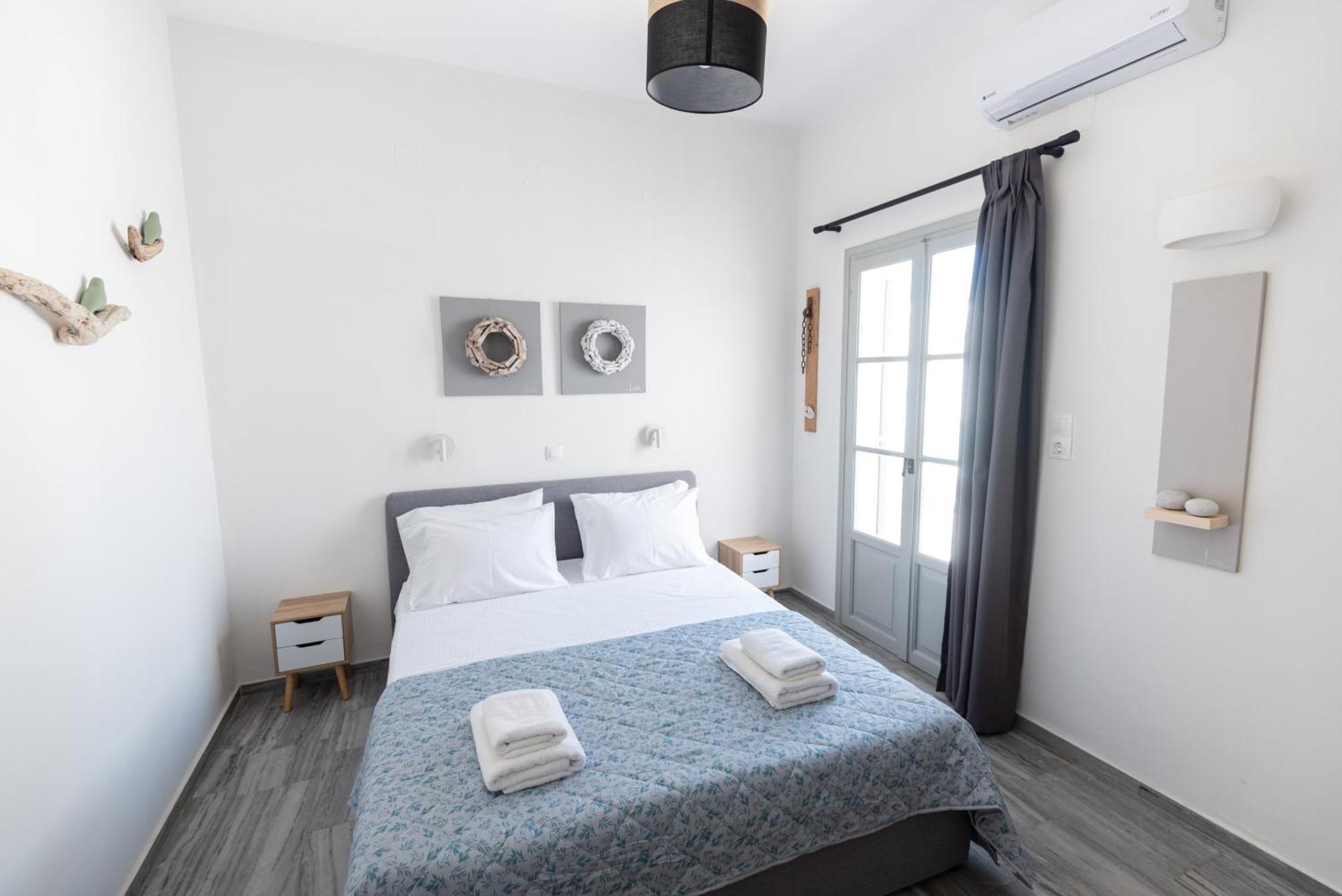 Navi A3 Brand New In Naousa (Paros)